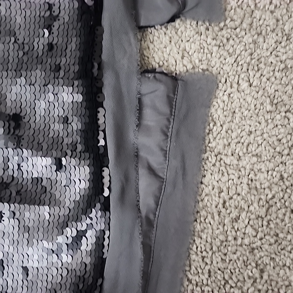 Womens sequence skirt - Picture 2 of 5